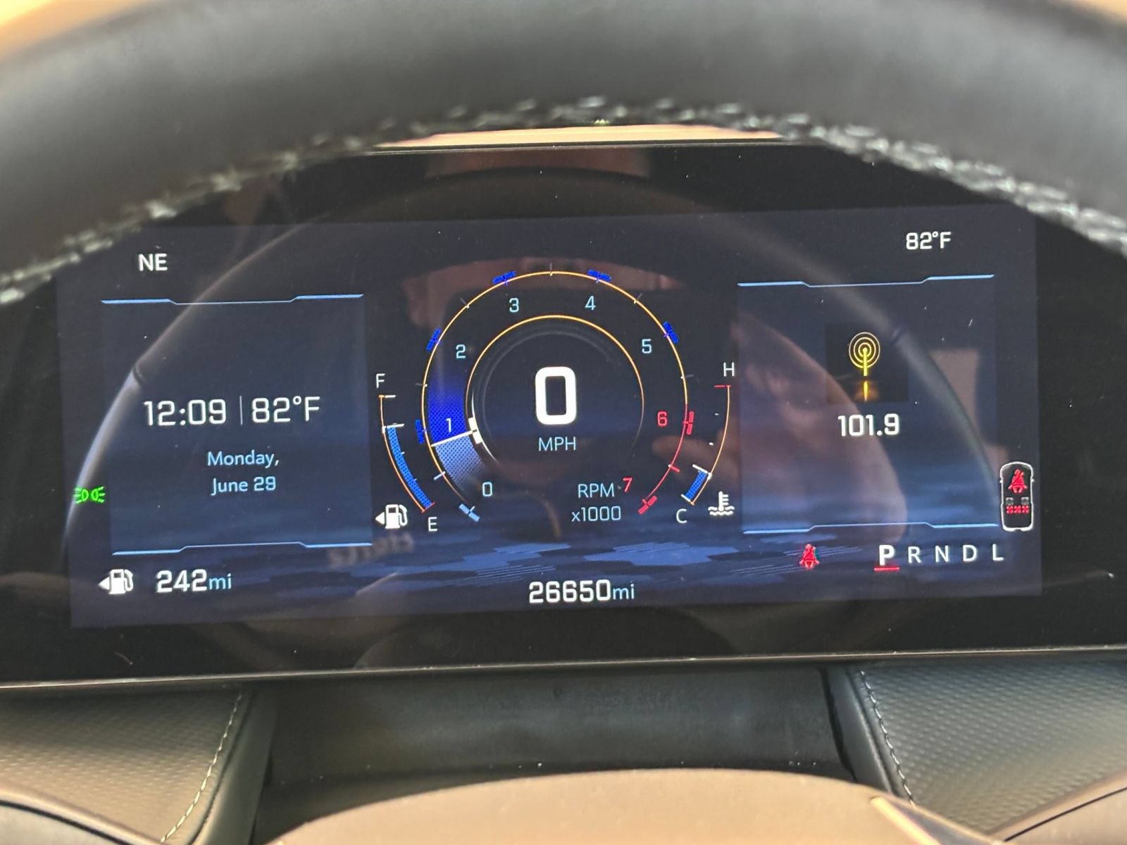 Used 2025 Chevrolet Equinox LT FWD image 42
