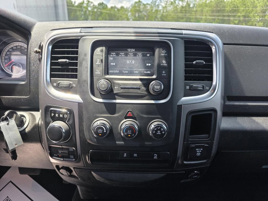 Used 2023 RAM 1500 Warlock AWD/4WD image 27