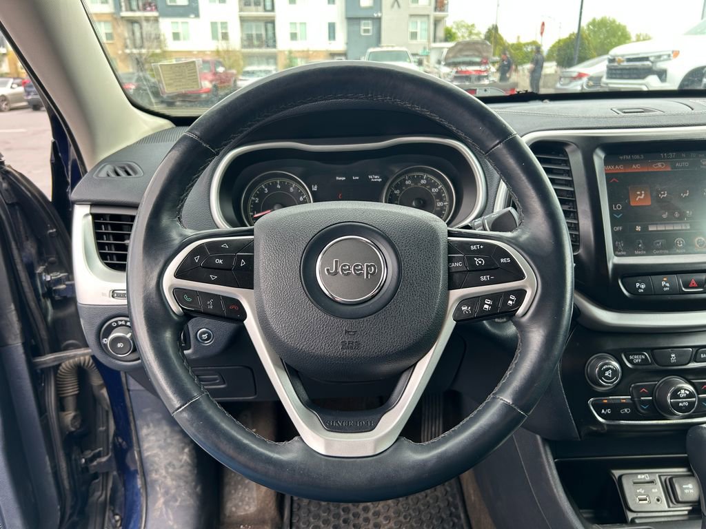 Used 2014 Jeep Cherokee Limited w/ Technology Group FWD image 22