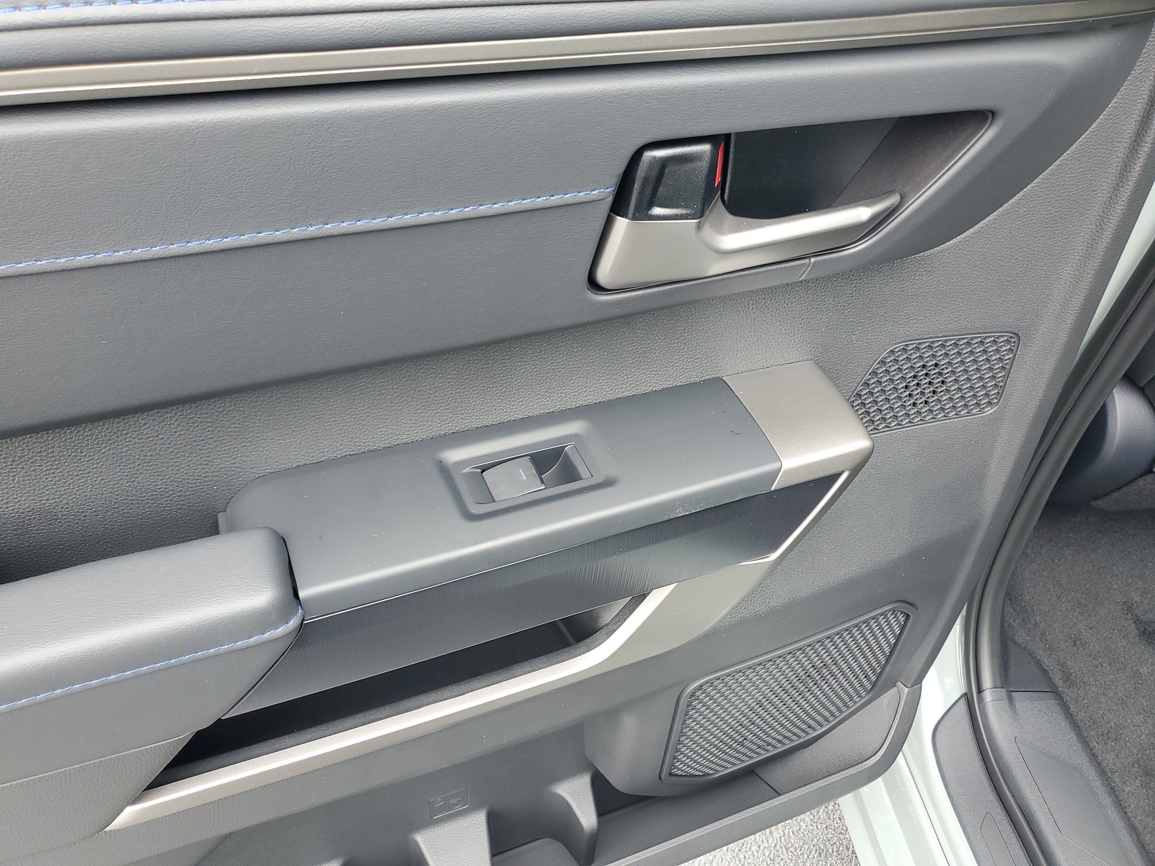 New 2026 Toyota Tundra Platinum AWD/4WD image 13