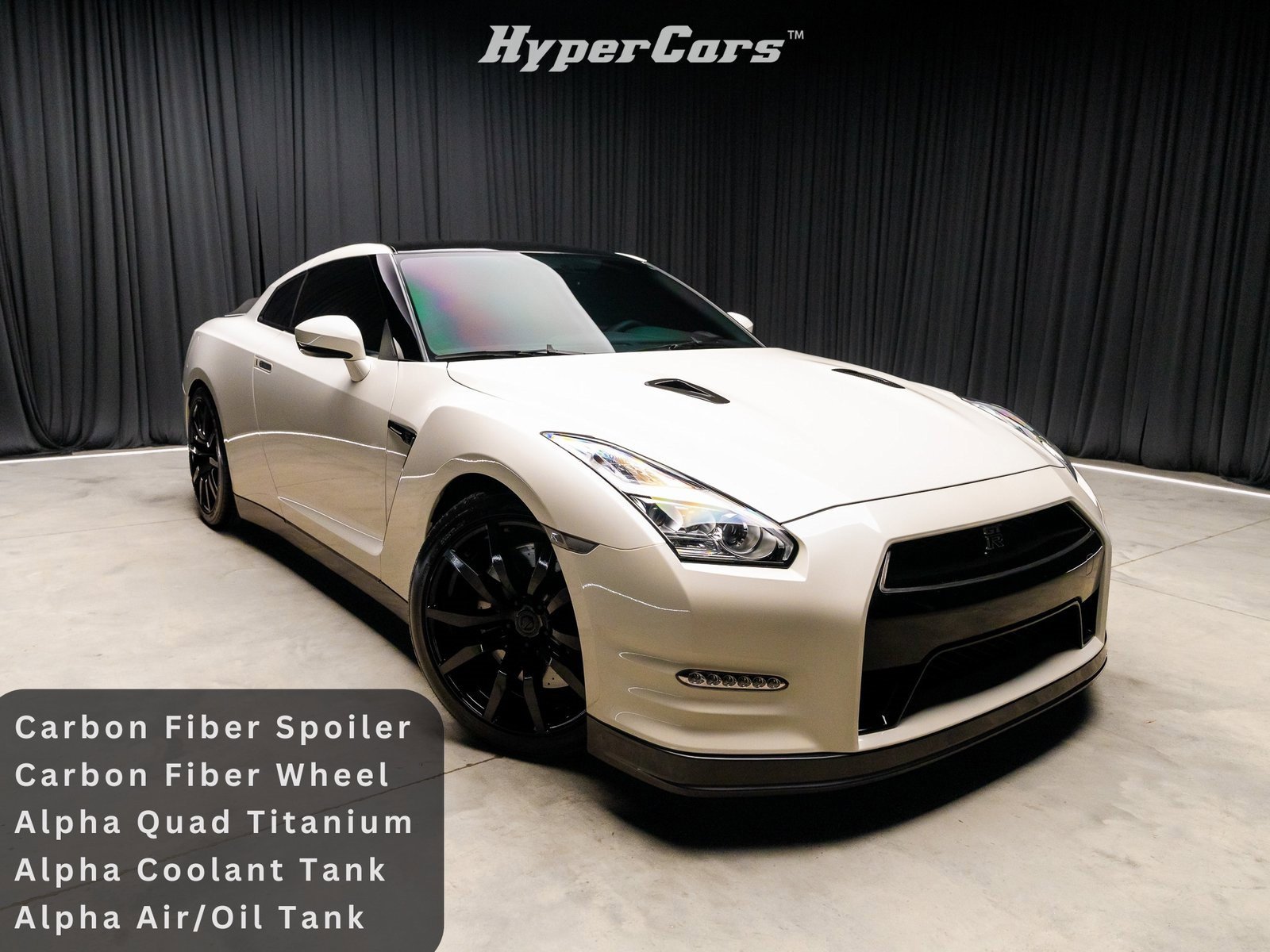 Used 2015 Nissan GT-R Premium image 1