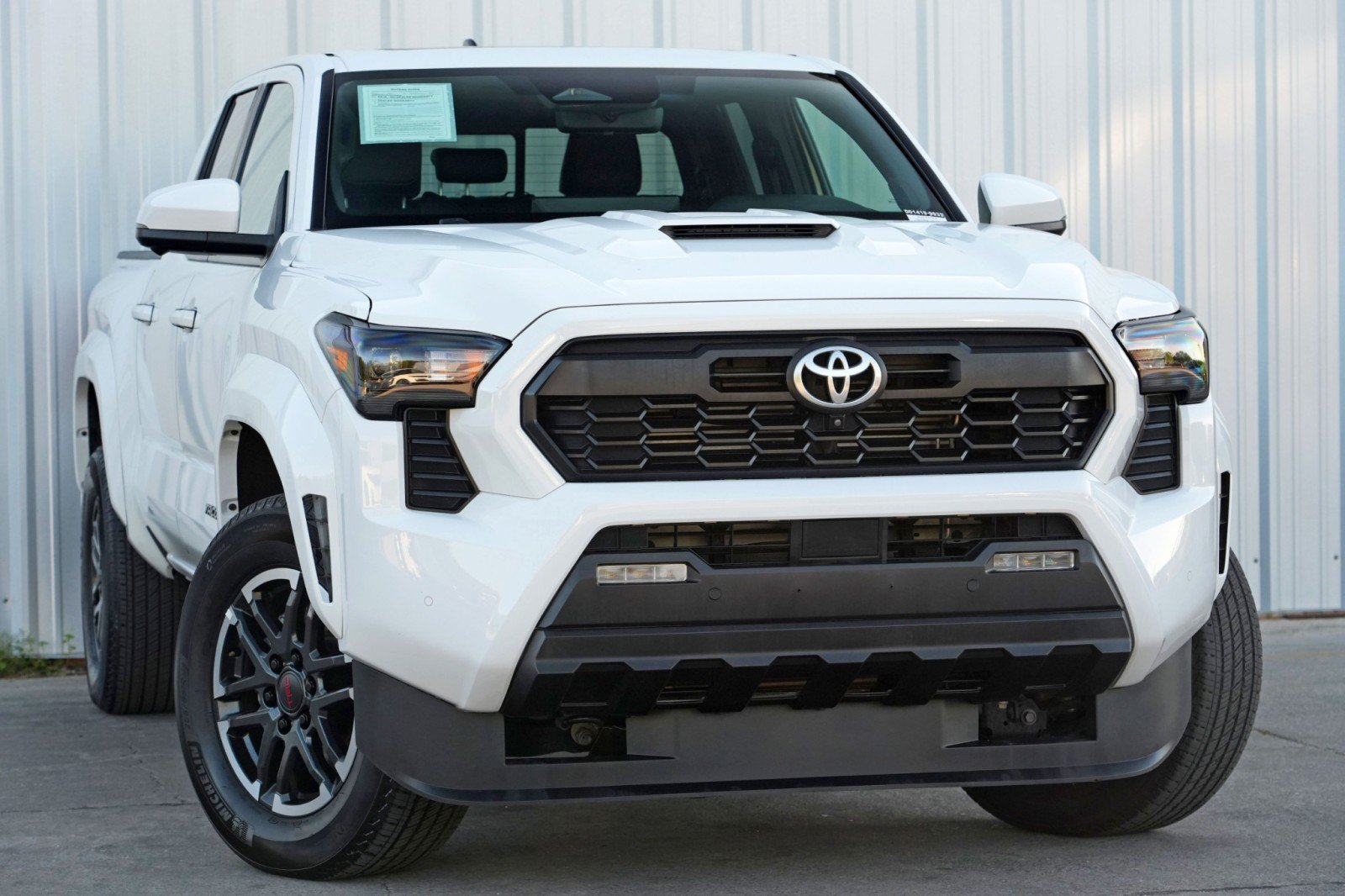 Used 2024 Toyota Tacoma TRD Sport w/ TRD Sport Premium Package AWD/4WD image 4