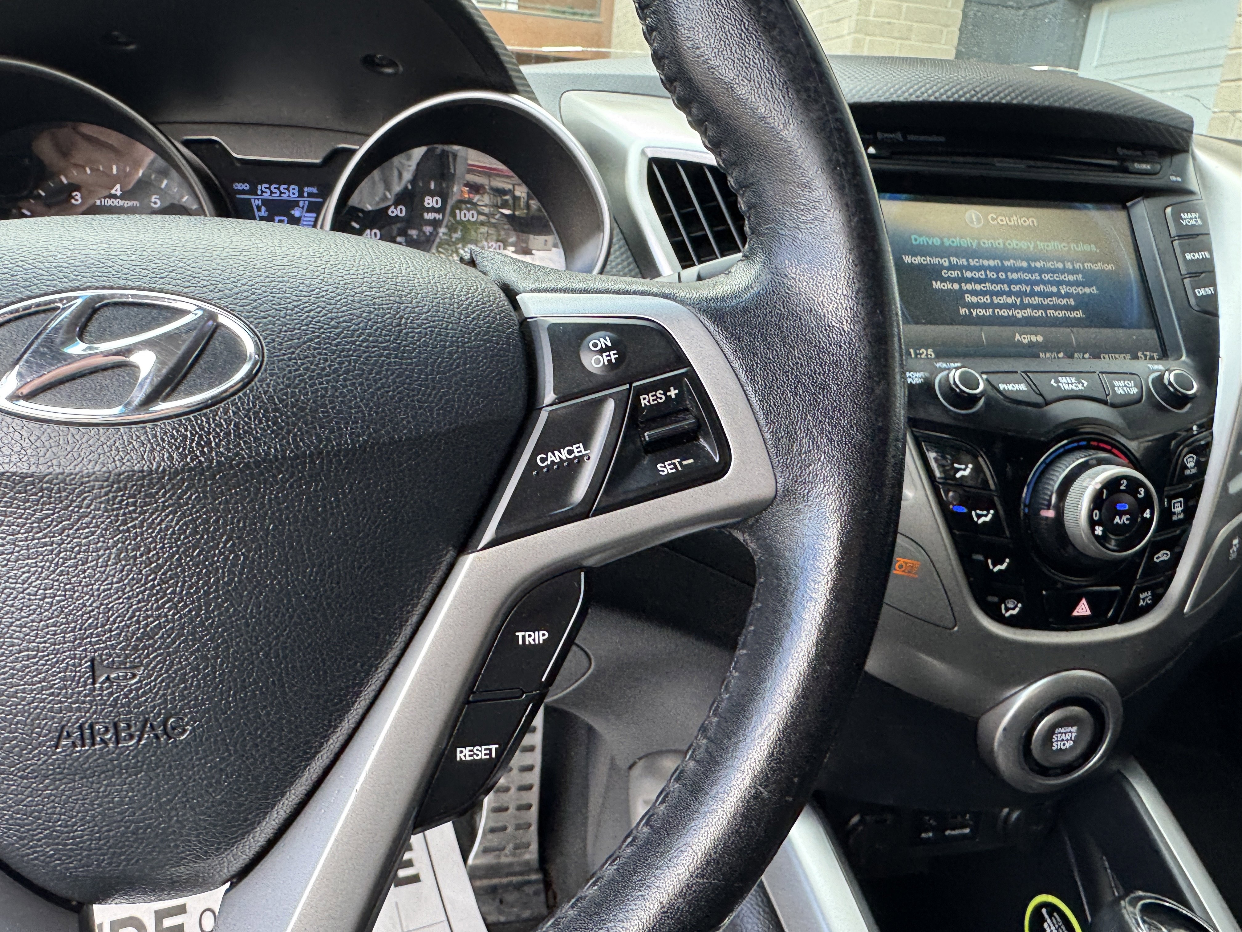 Used 2012 Hyundai Veloster w/ Style Pkg FWD image 19