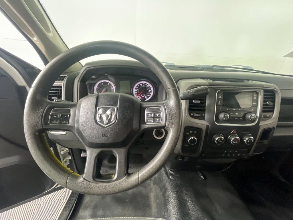 Used 2015 RAM 3500 Tradesman AWD/4WD image 13