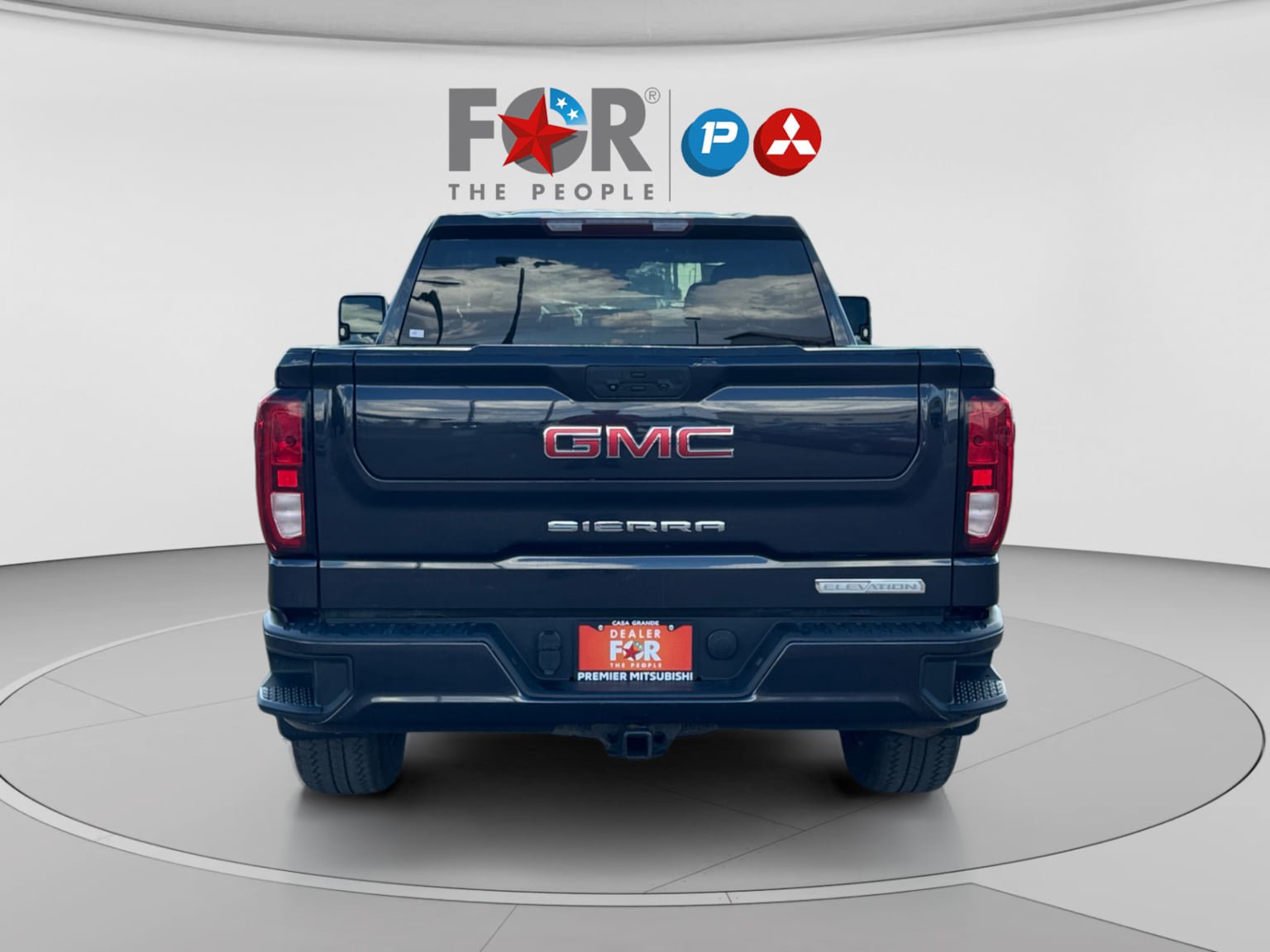 Used 2022 GMC Sierra 1500 Elevation w/ Max Trailering Package AWD/4WD image 4