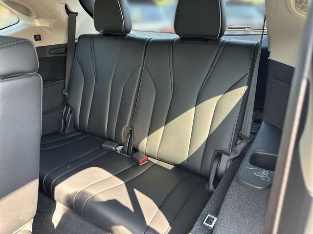 Used 2023 Acura MDX w/ Advance Package AWD/4WD image 26