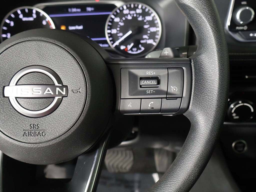 Used 2023 Nissan Rogue S AWD/4WD image 36