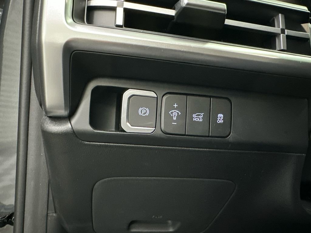 Used 2026 Hyundai Santa Fe SE image 31