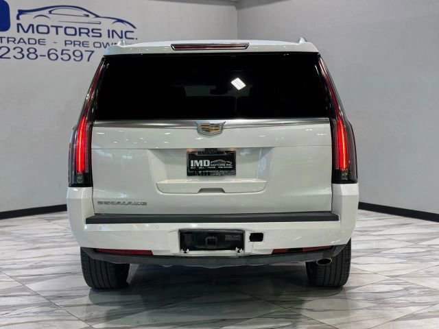 Used 2017 Cadillac Escalade Platinum image 57