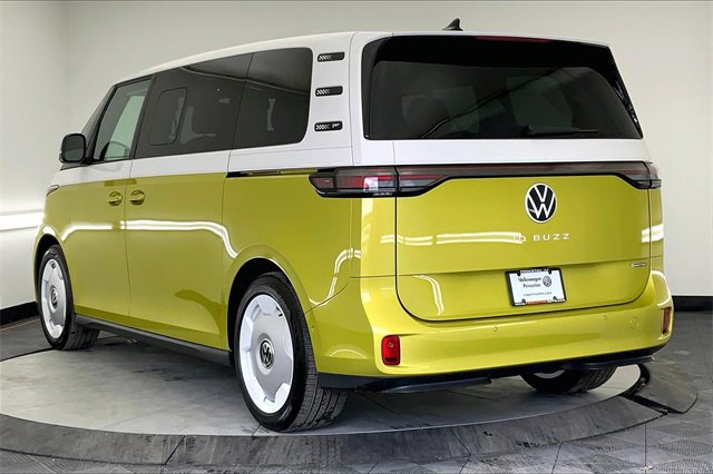 New 2025 Volkswagen ID. Buzz 1st Edition image 4