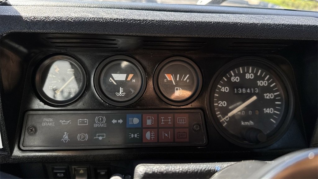 Used 1987 Nissan Rogue image 50