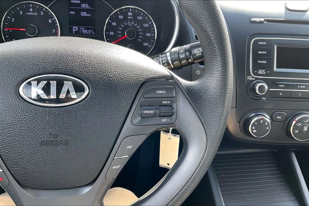 Used 2016 Kia Forte LX image 22