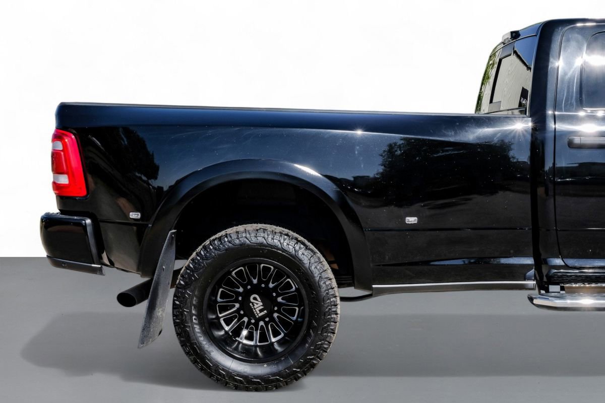 Used 2024 RAM 3500 Tradesman w/ Towing Technology Group image 7