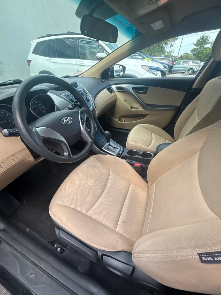 Used 2013 Hyundai Elantra GLS FWD image 12