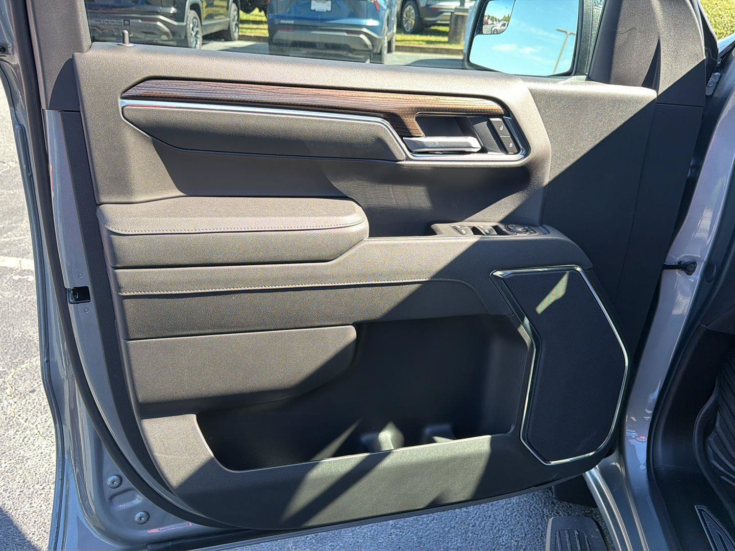 New 2026 Chevrolet Silverado 1500 LT AWD/4WD image 16