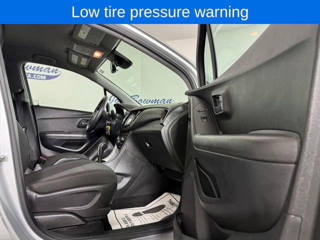 Used 2017 Chevrolet Trax LT w/ LPO, Cargo Package image 14