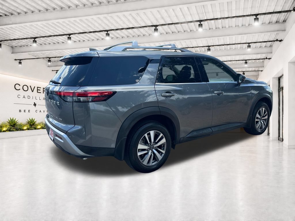 Used 2023 Nissan Pathfinder SL AWD/4WD image 10