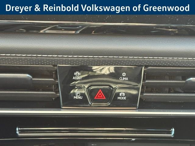 New 2025 Volkswagen Atlas Cross Sport SE image 18