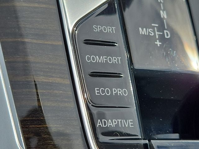 Used 2019 BMW X5 xDrive40i w/ Convenience Package AWD/4WD image 26
