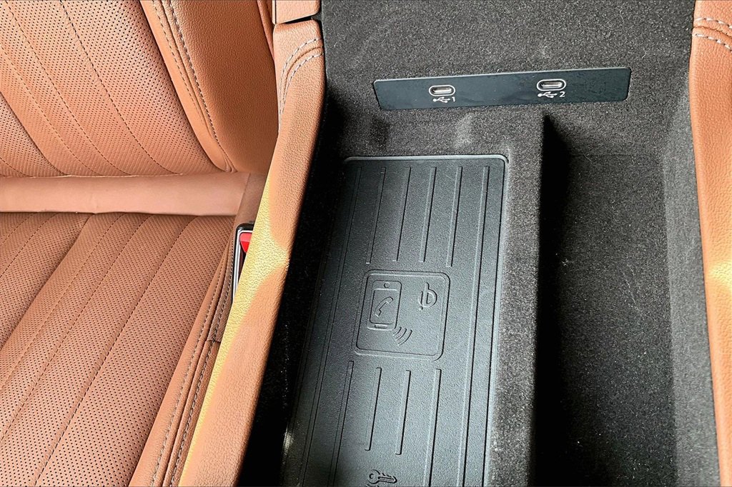 Used 2025 Audi A6 Premium Plus w/ Premium Plus Package image 15