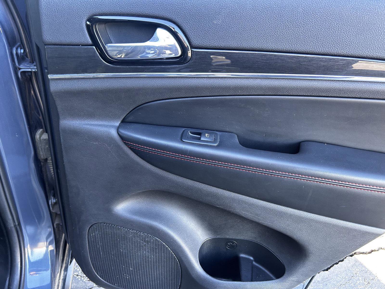 Used 2019 Jeep Grand Cherokee Trailhawk w/ Trailhawk Luxury Group image 17