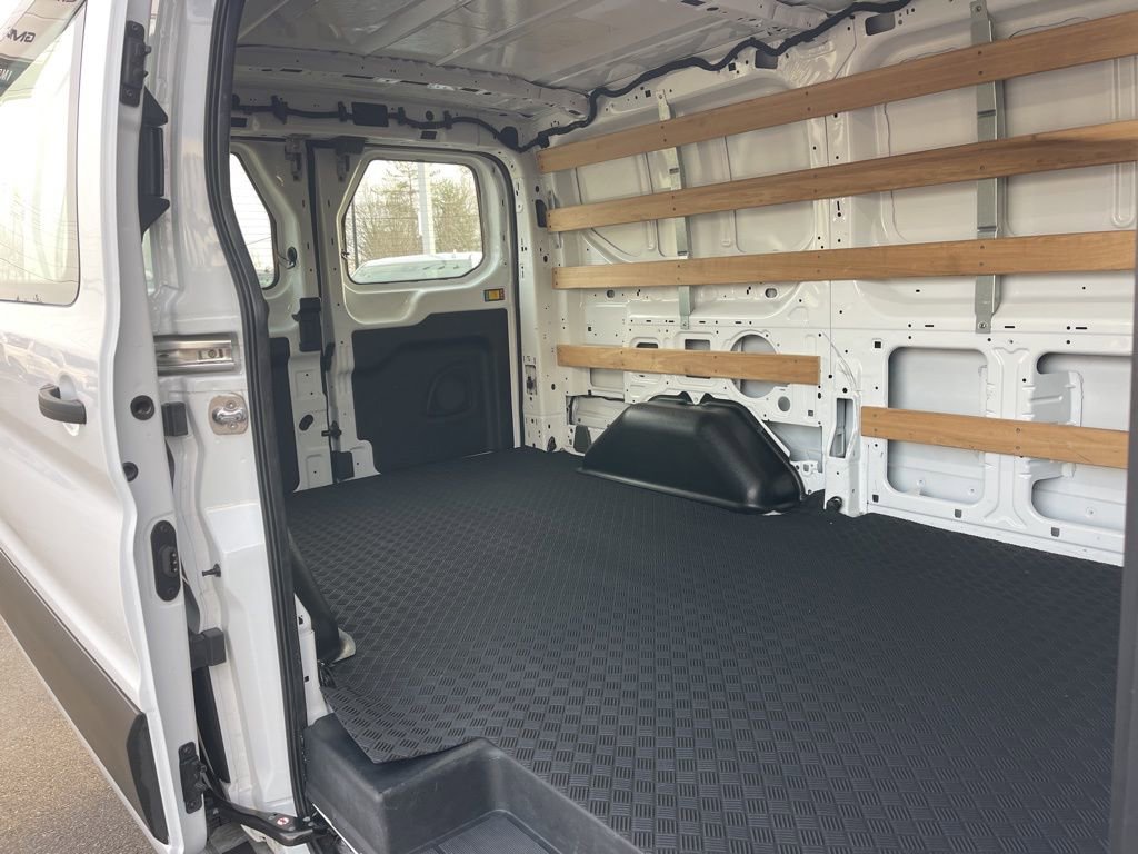 Used 2024 Ford Transit 250 Base w/ Exterior Upgrade Package image 27