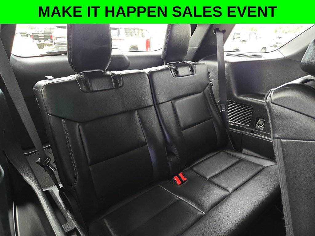 Used 2020 Ford Explorer XLT w/ Equipment Group 202A AWD/4WD image 25