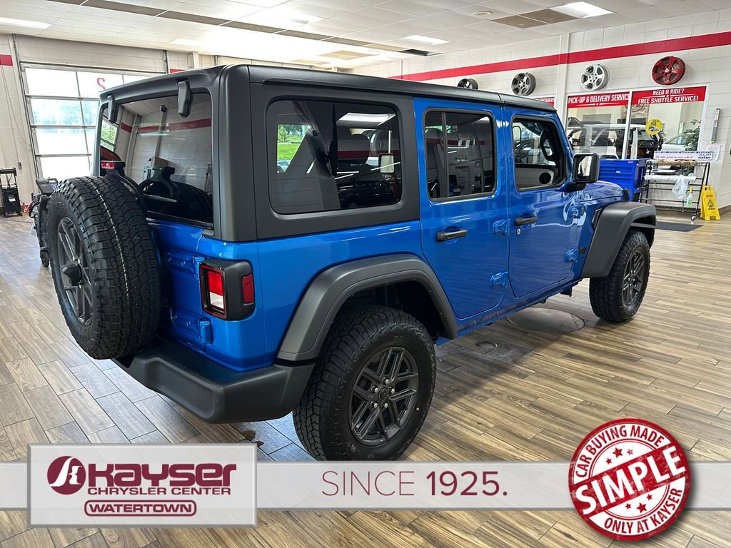 Used 2024 Jeep Wrangler Unlimited Sport AWD/4WD image 5