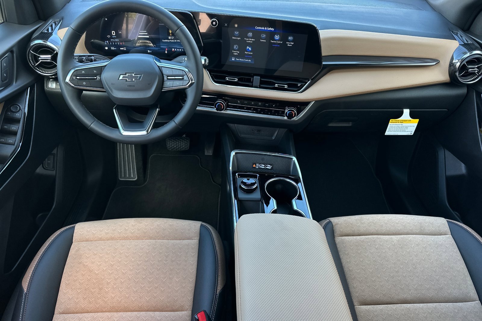 New 2026 Chevrolet Equinox ACTIV w/ Safety and Technology Package image 13