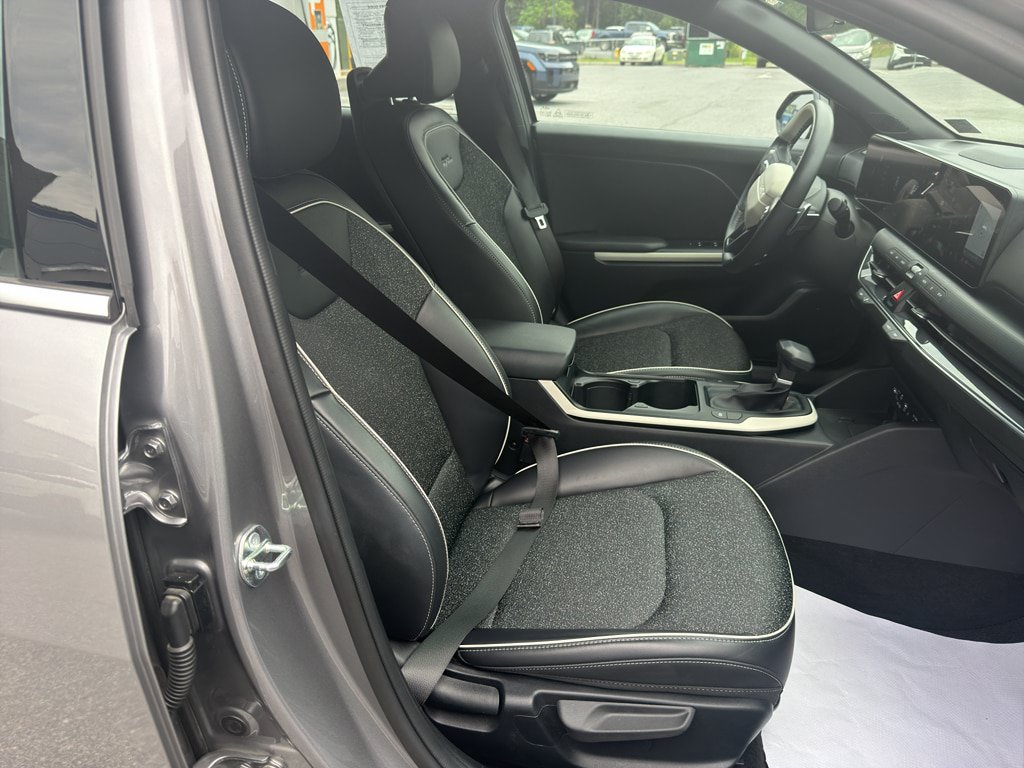 Used 2025 Kia K4 GT-Line w/ GT-Line Sunroof Package FWD image 24