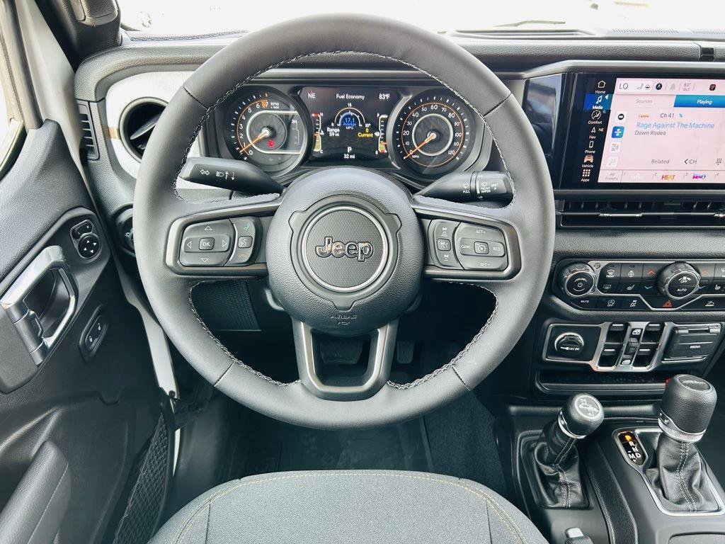 New 2025 Jeep Gladiator Sport image 14