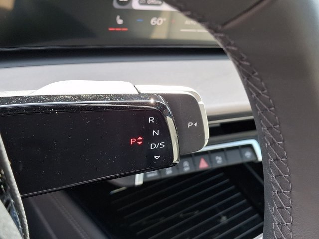 New 2026 Audi Q3 quattro 2.0T AWD/4WD image 11