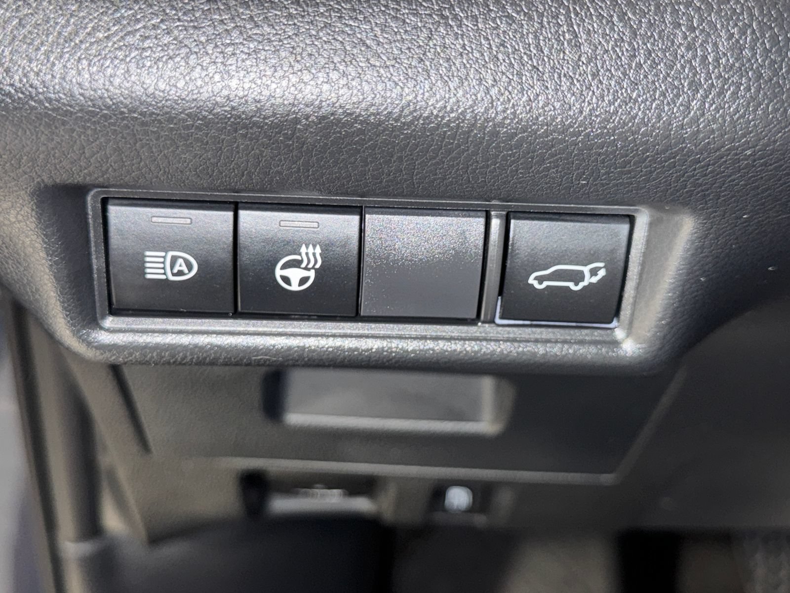 Used 2024 Toyota Grand Highlander AWD image 13