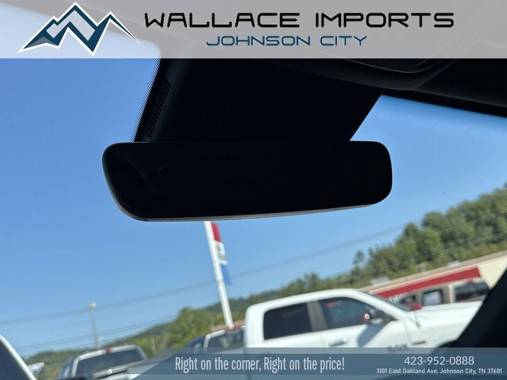 Used 2023 Kia Stinger GT-Line w/ Sun & Sound Package RWD image 16