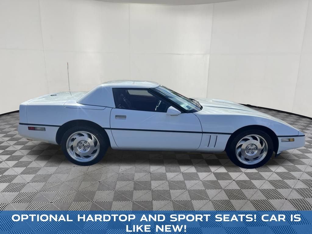 Used 1990 Chevrolet Corvette Convertible RWD image 3