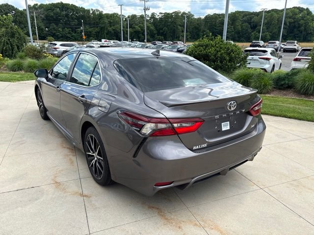Used 2024 Toyota Camry SE FWD image 5
