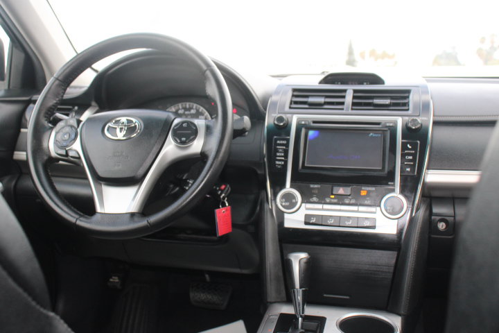 Used 2012 Toyota Camry SE FWD image 20