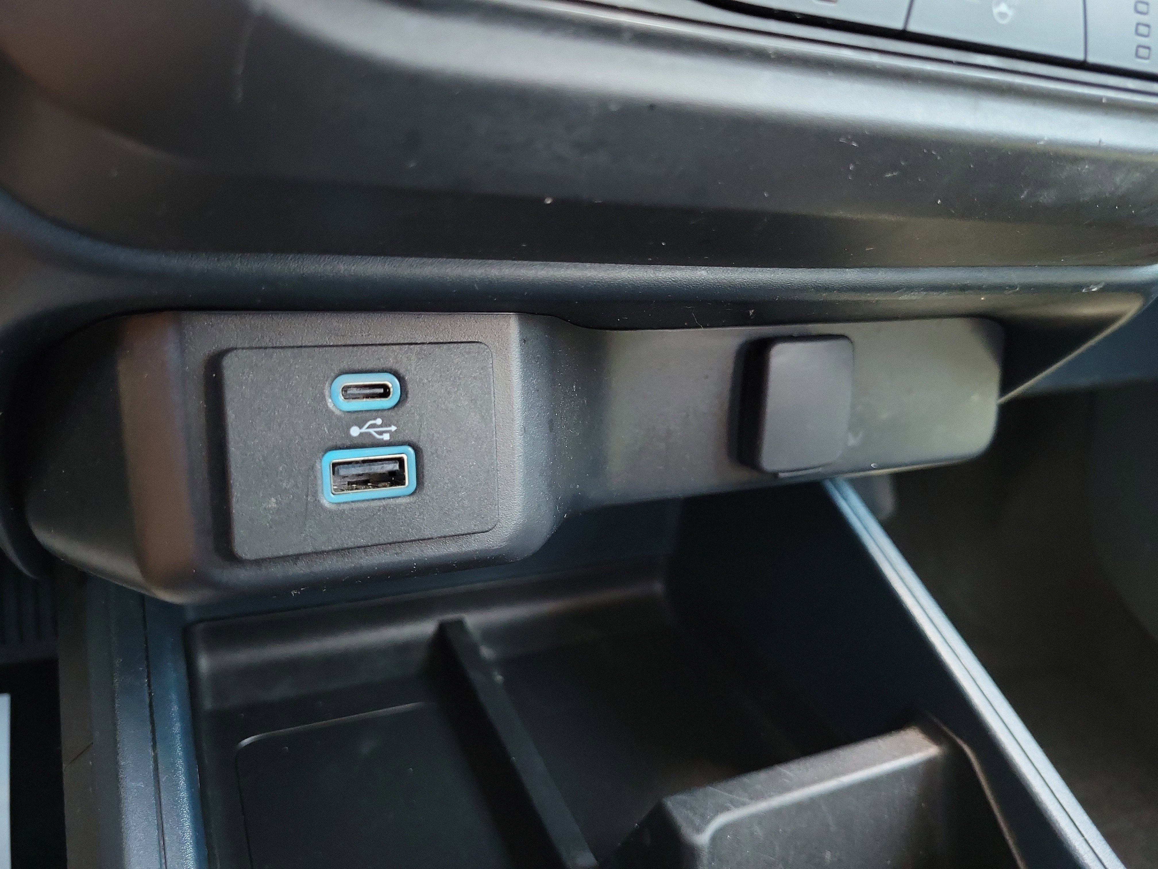 Used 2023 Ford Maverick XLT w/ Equipment Group 300A Standard image 26