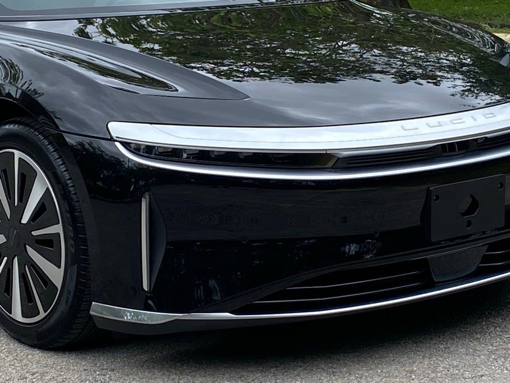 Used 2023 Lucid Air Touring image 10