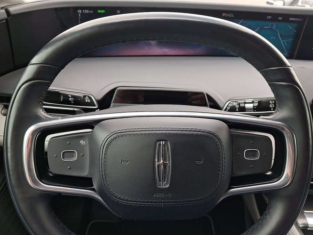 Certified 2025 Lincoln Nautilus Premier AWD/4WD image 20