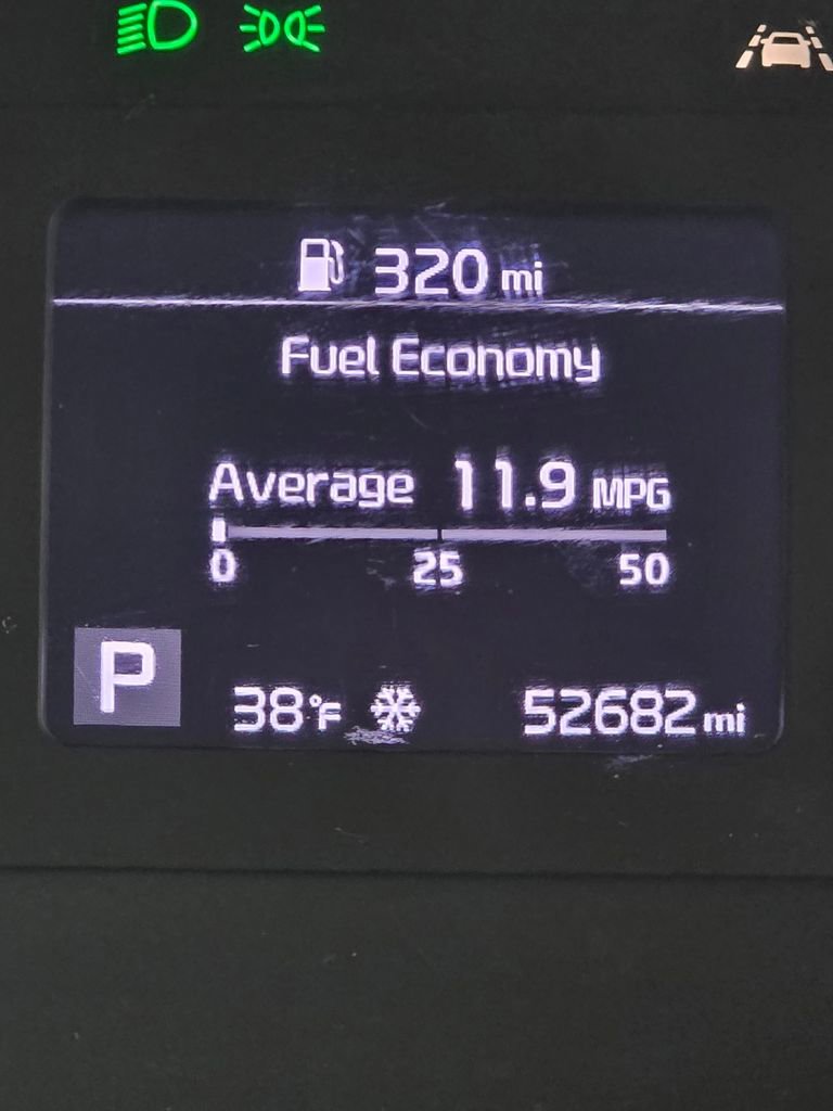 Used 2023 Kia Seltos LX image 28