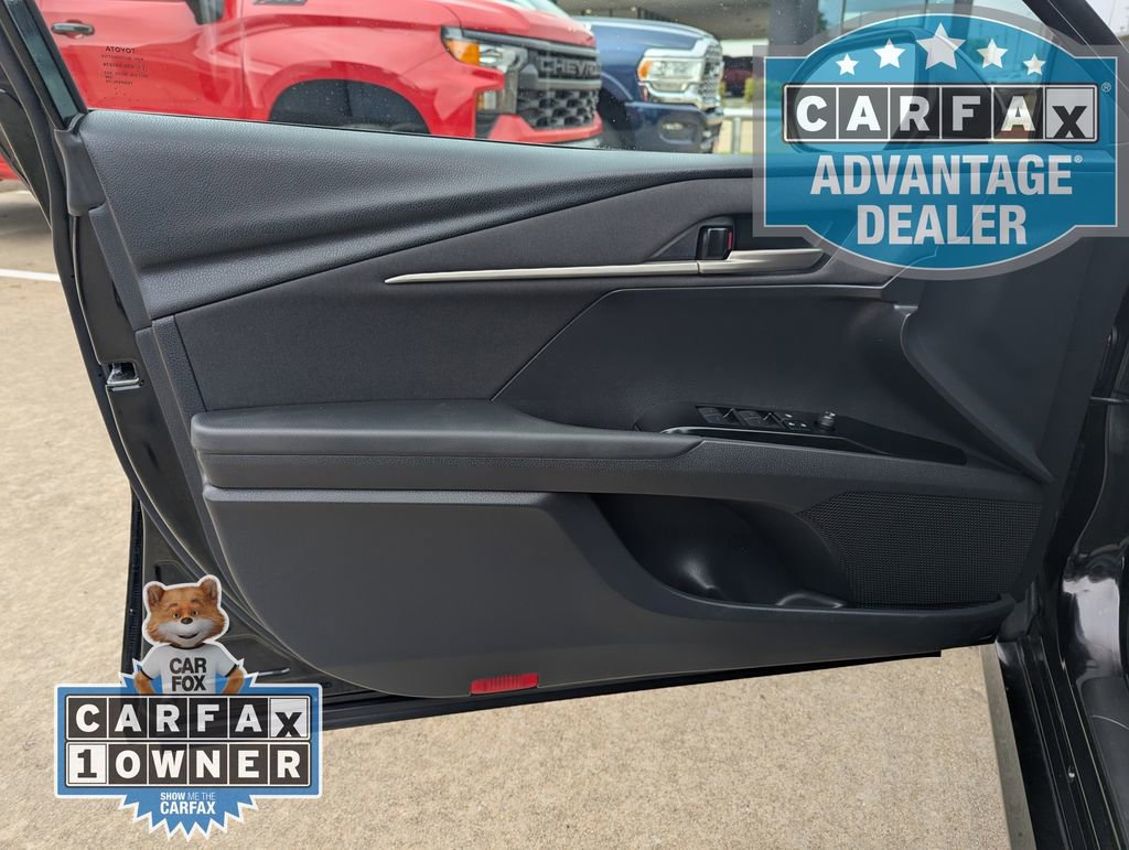 Used 2025 Toyota Camry LE FWD image 13