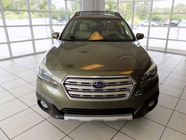 Used 2016 Subaru Outback 2.5i Limited AWD/4WD image 2