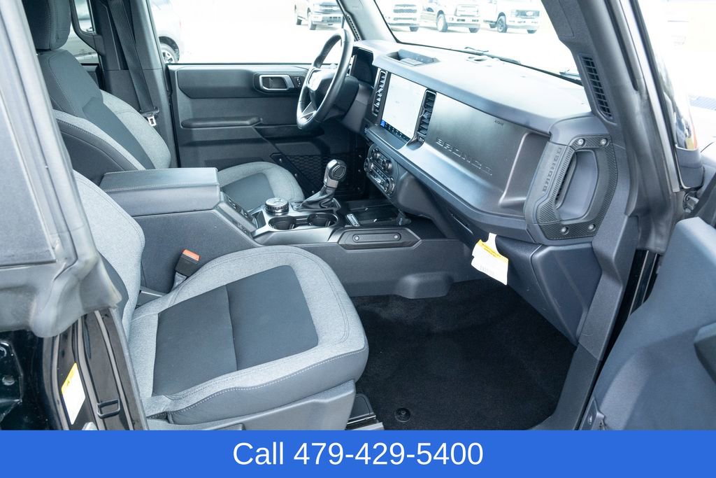 Used 2025 Ford Bronco Big Bend image 40