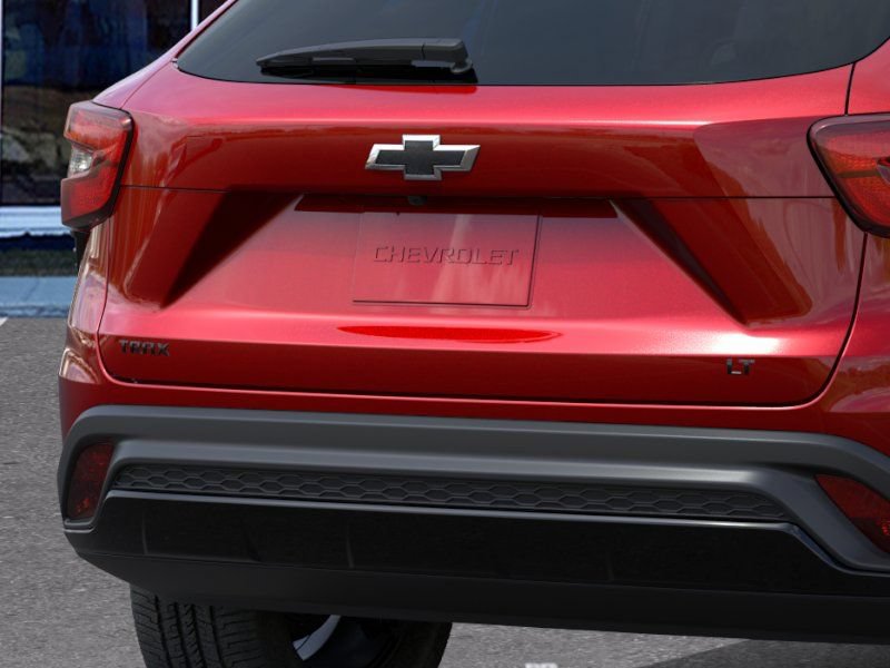 New 2026 Chevrolet Trax LT w/ Midnight Edition FWD image 14