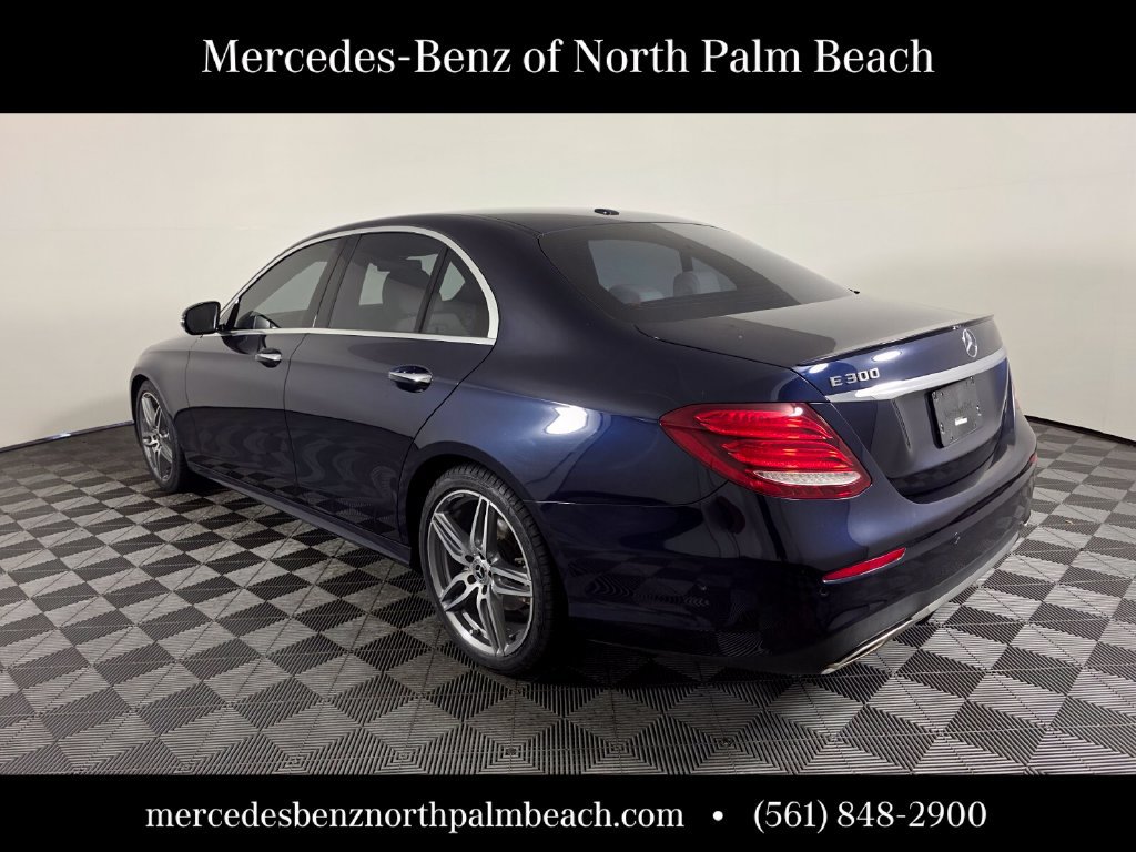 Used 2018 Mercedes-Benz E 300 image 4