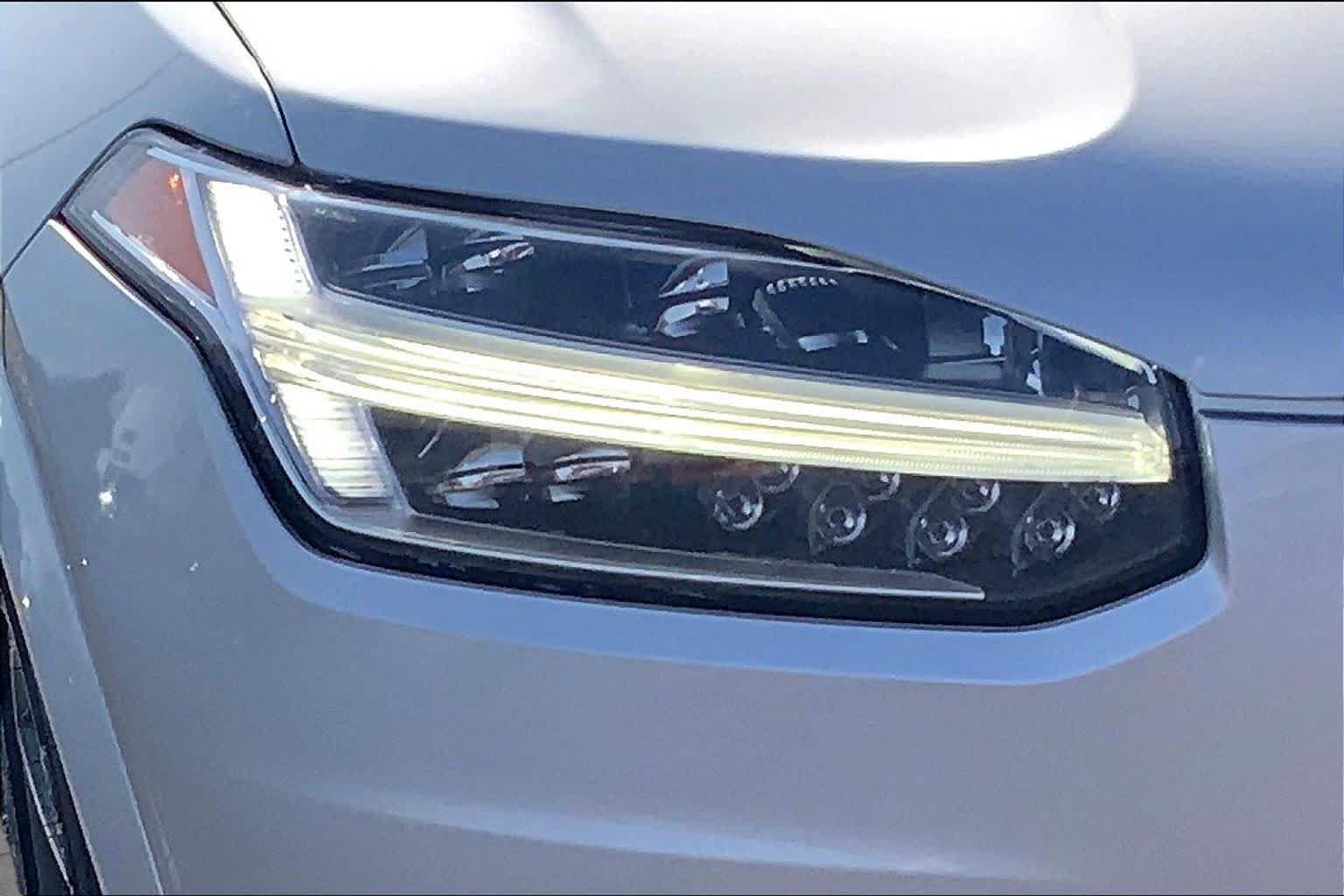 Used 2018 Volvo XC90 T5 Momentum w/ Convenience Package AWD/4WD image 28