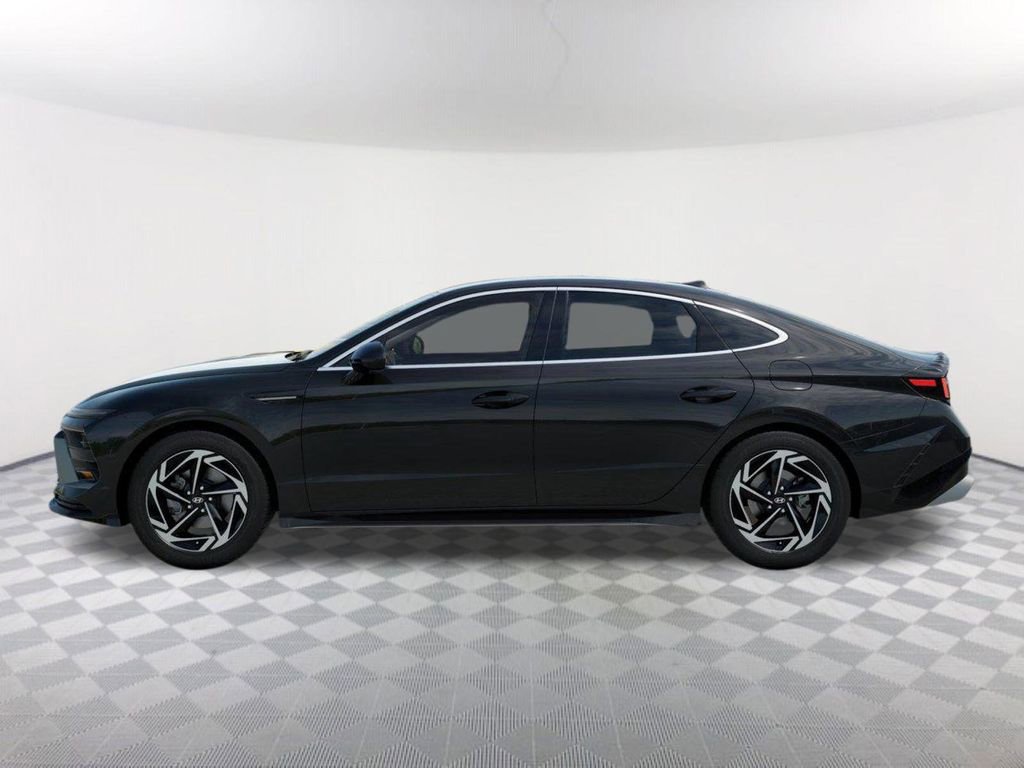 New 2026 Hyundai Sonata SEL image 3
