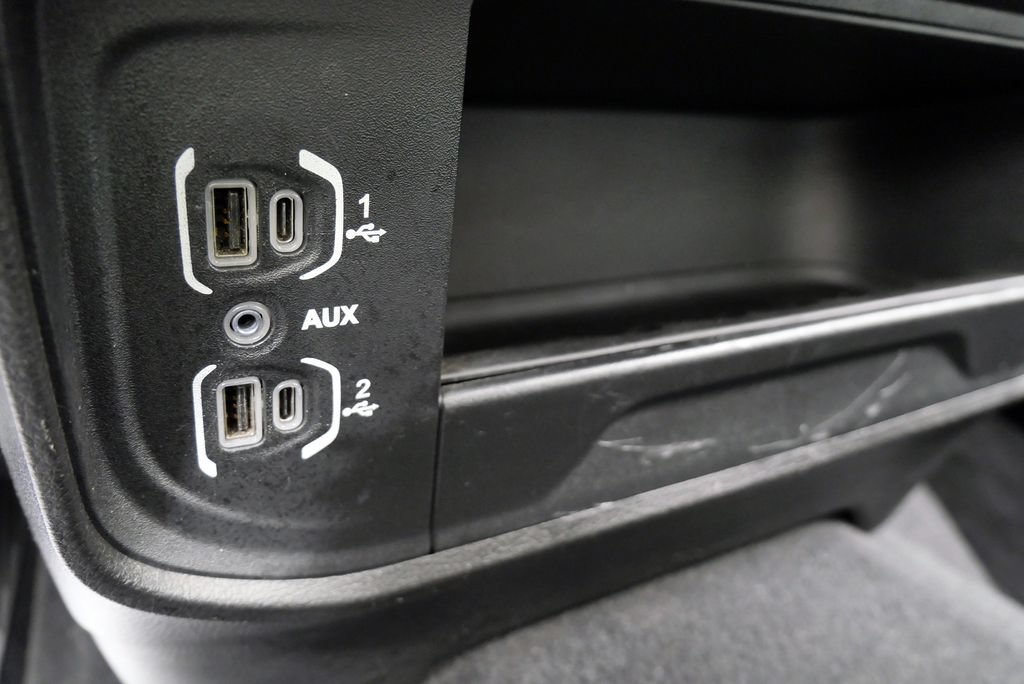 Used 2024 RAM 3500 Big Horn AWD/4WD image 28