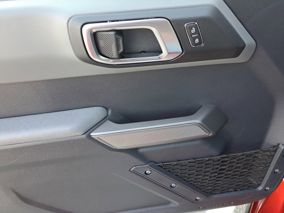 Used 2023 Ford Bronco Black Diamond image 32